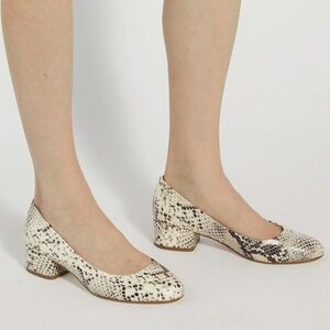Channel Carolyn Kennedy w/ Dune’s Snakeskin Leather Shoes - NWT, size 6